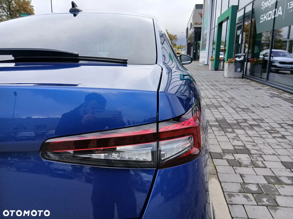 Skoda Superb 2.0 TSI Selection DSG - 11