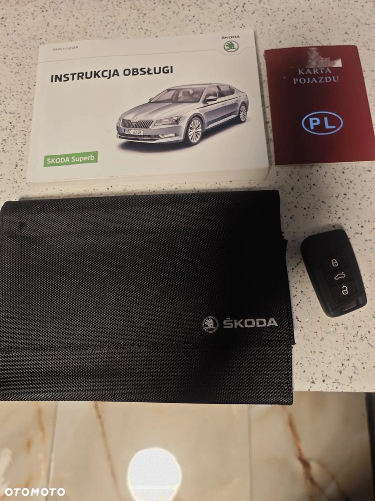 Skoda Superb 2.0 TSI Style DSG - 36
