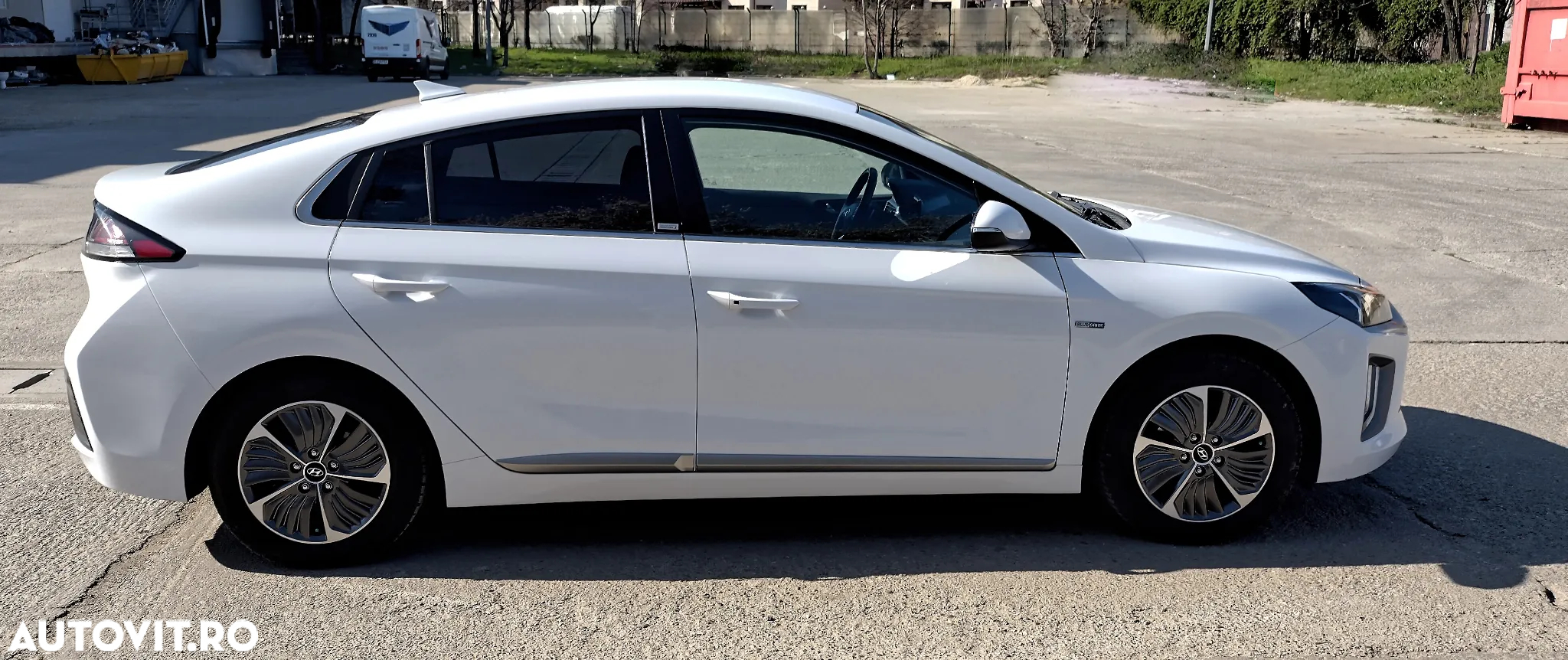 Hyundai IONIQ Plug-in-Hybrid 1.6 GDI - 4