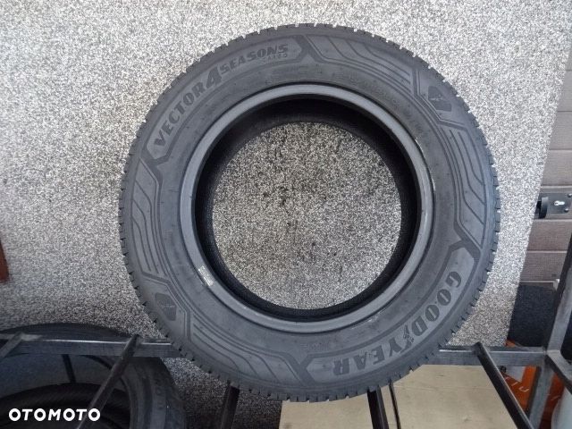 215/65/r16c 109/107T Goodyaer Cargo 4 seasons - 5