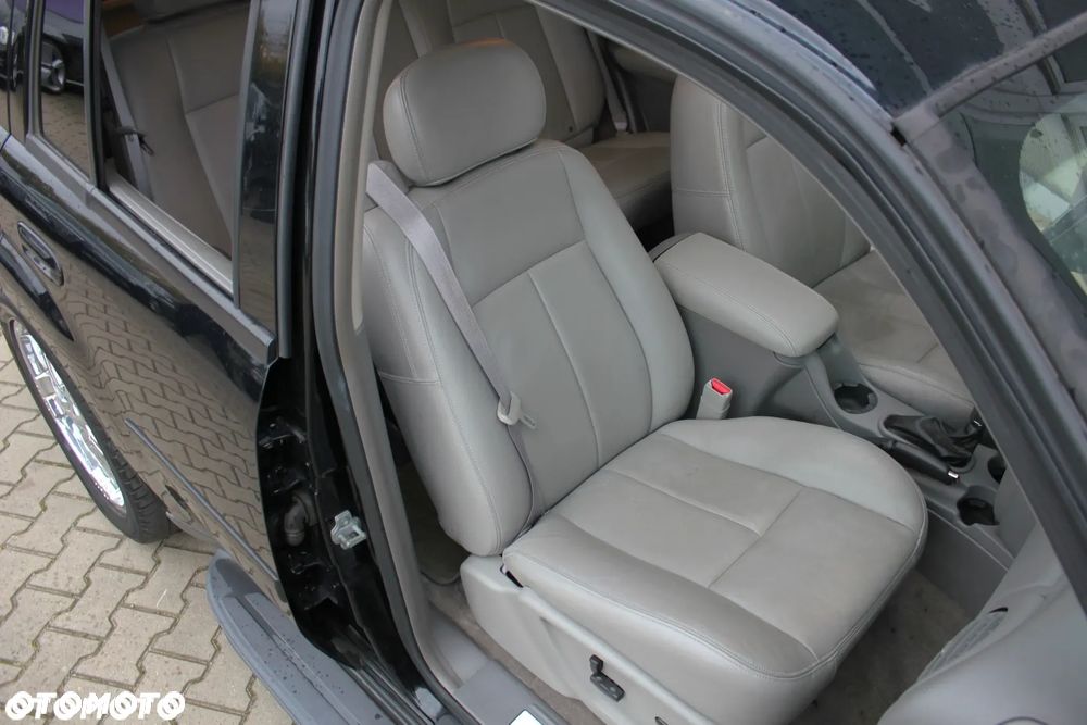 Chevrolet Trailblazer 4.2 LS 4WD - 19