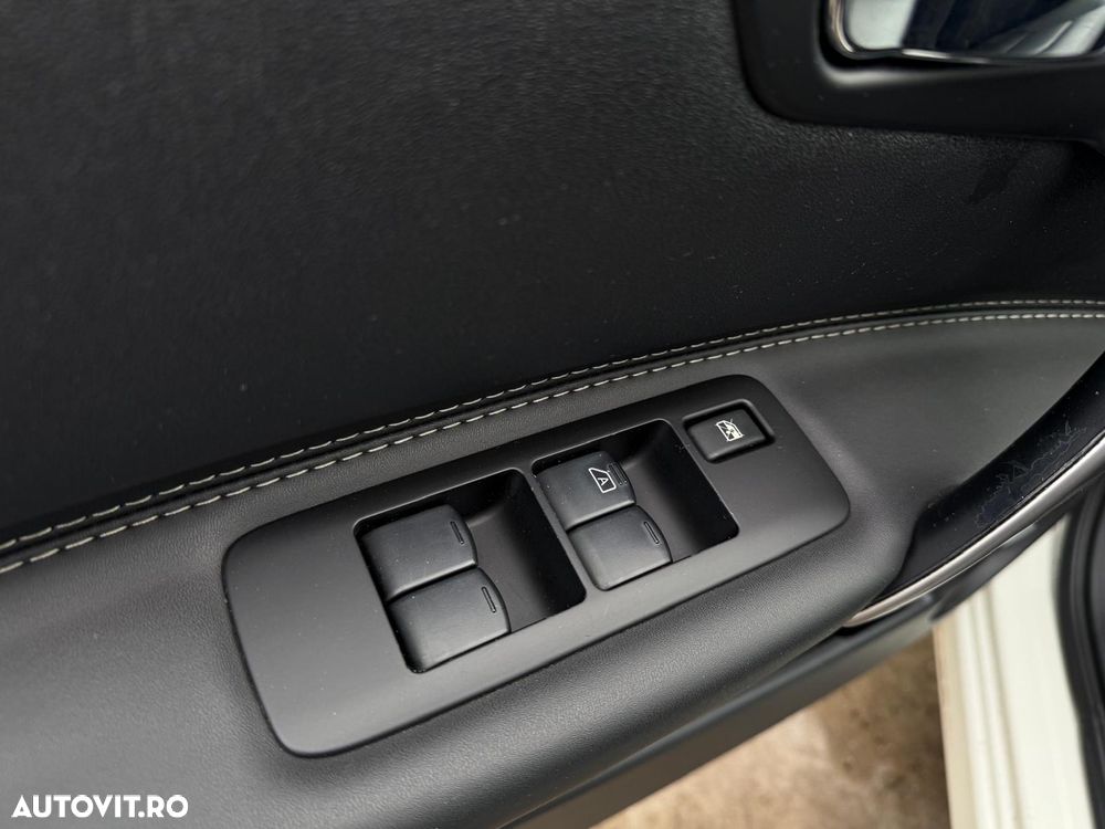 Nissan Qashqai+2 +2 1.6 dCi Stop&Start "All Mode 4x4-i" Tekna - 16