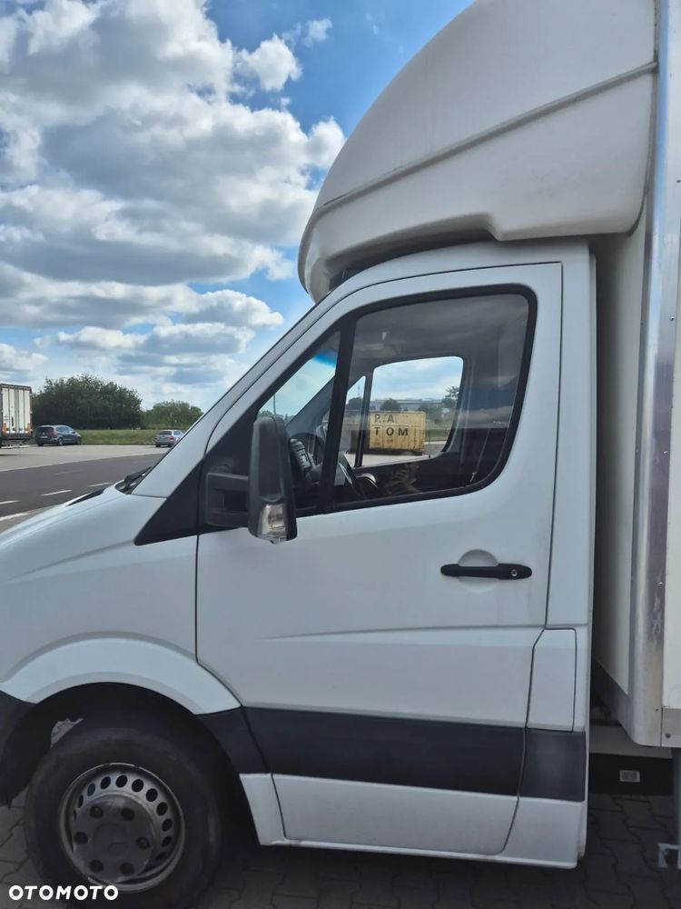 Mercedes-Benz Sprinter - 8