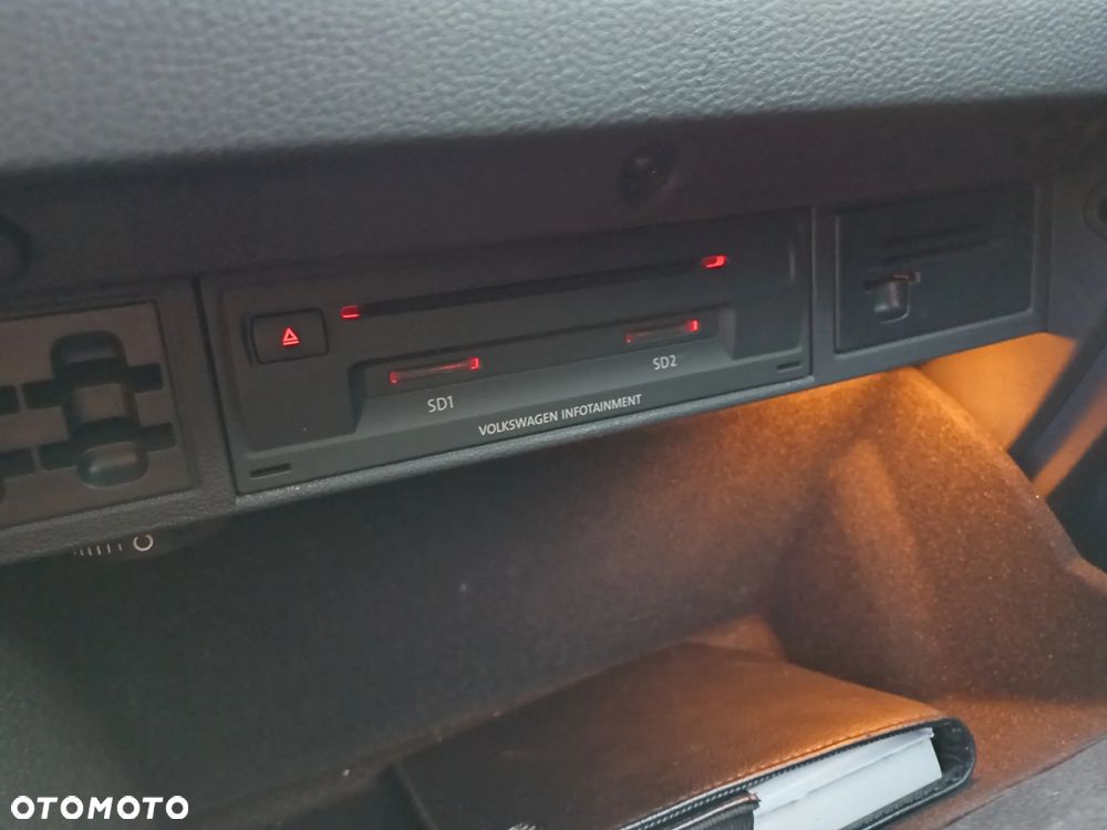 Volkswagen Golf - 40