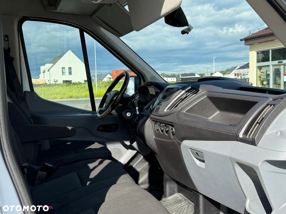 Ford Transit - 30