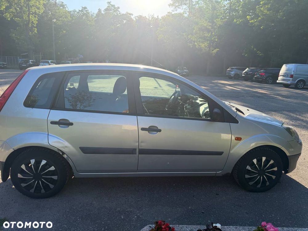Ford Fiesta 1.25 Gold X - 10