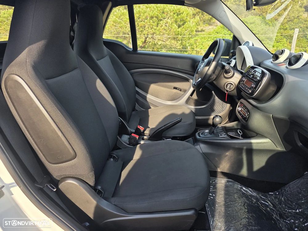 Smart Fortwo Cabrio EQ - 14