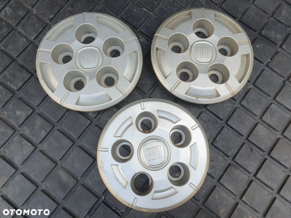 FIAT DUCATO III 3 DEKIELKI KOŁPAK 16 R16 ORYGINAŁ KOMPLET 3 SZT 1358876080 - 1