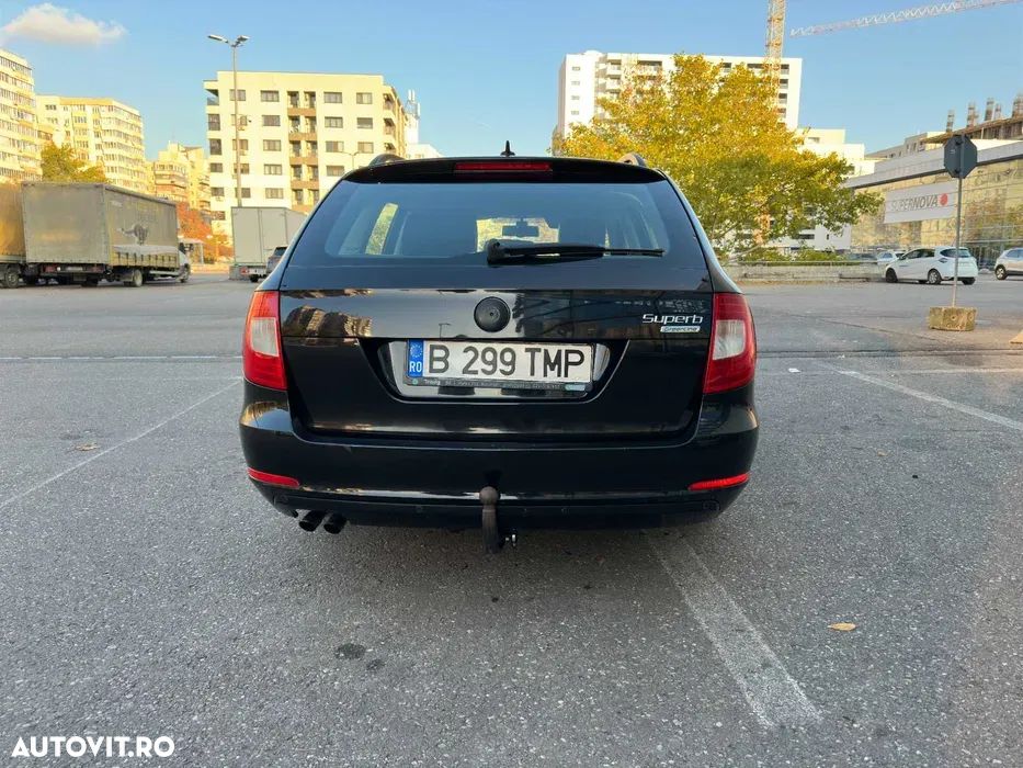 Skoda Superb 1.6 TDI GreenLine - 8