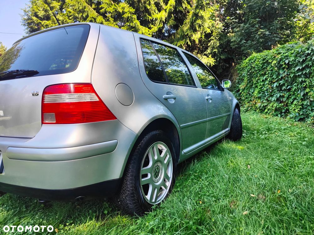 Volkswagen Golf - 8