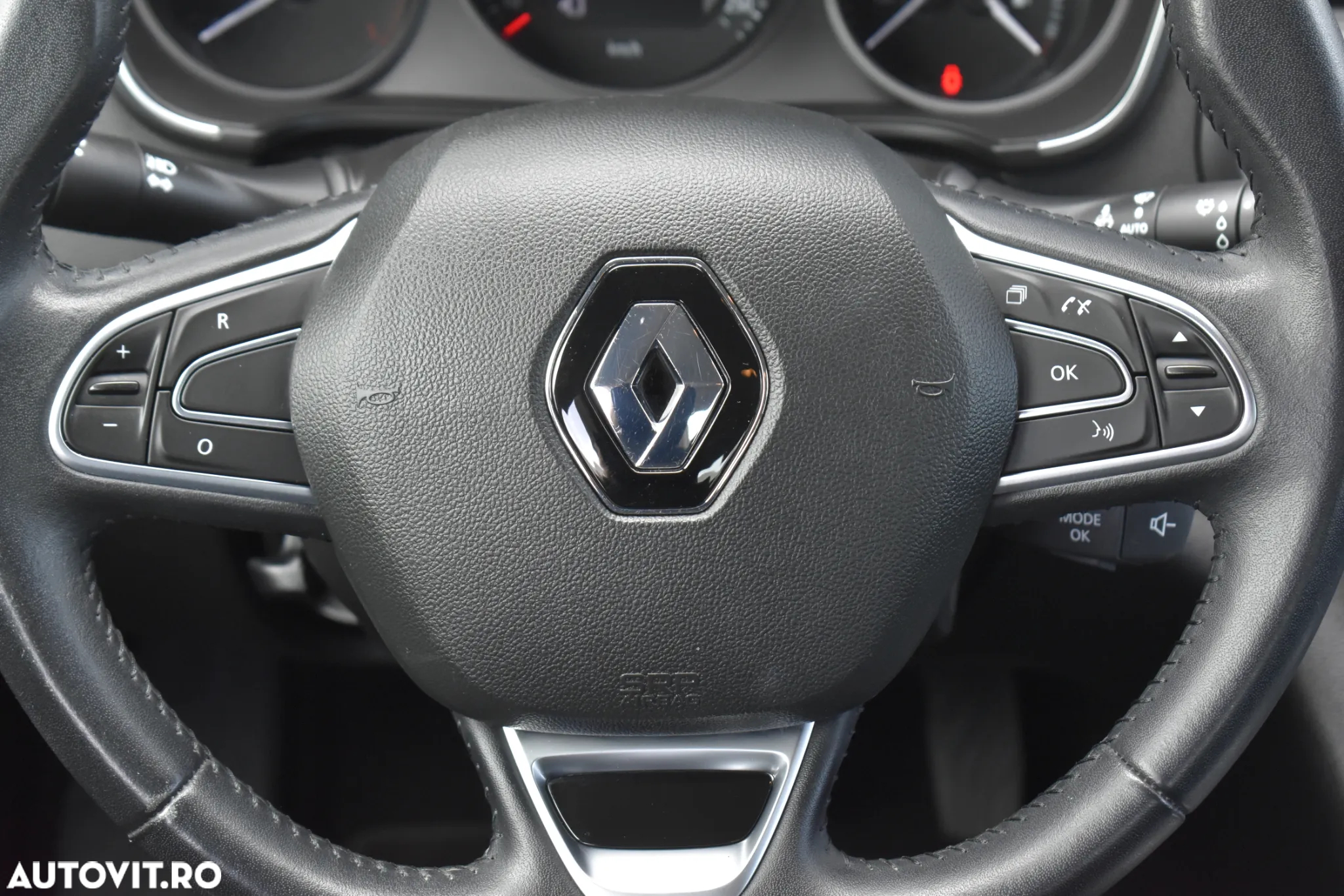 Renault Megane Blue dCi 116 EDC Zen - 15