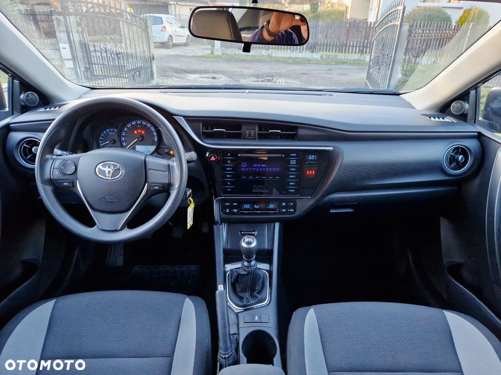 Toyota Auris 1.33 Dual-VVT-i Comfort - 18