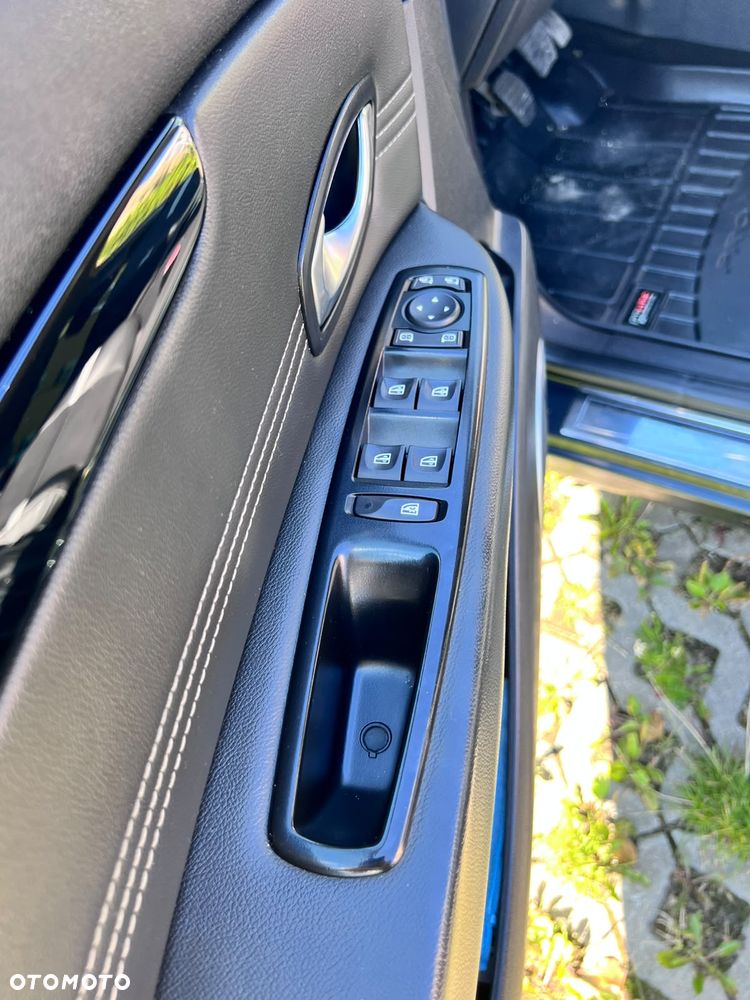 Renault Grand Scenic - 20