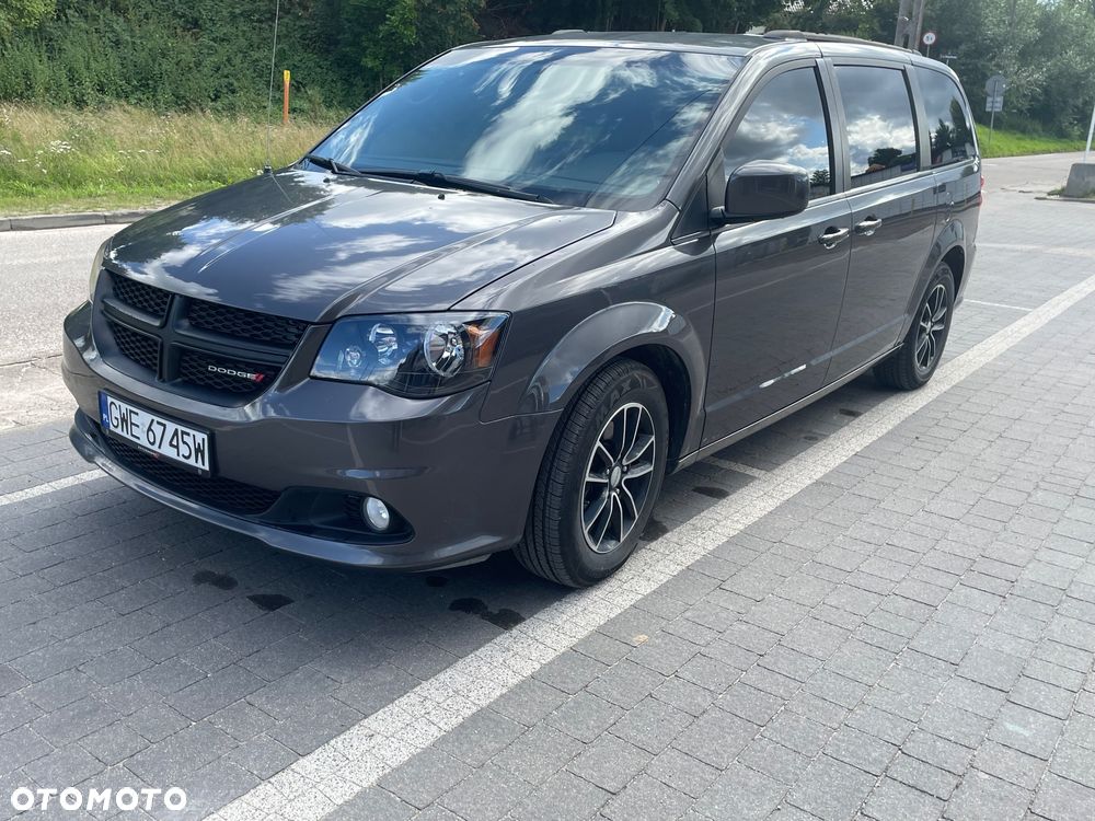 Dodge Grand Caravan 3.6 R/T - 1