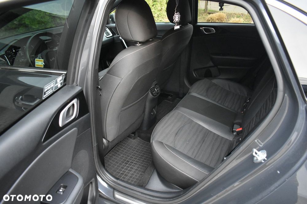 Kia Ceed 1.5 T-GDI GT-Line DCT - 19