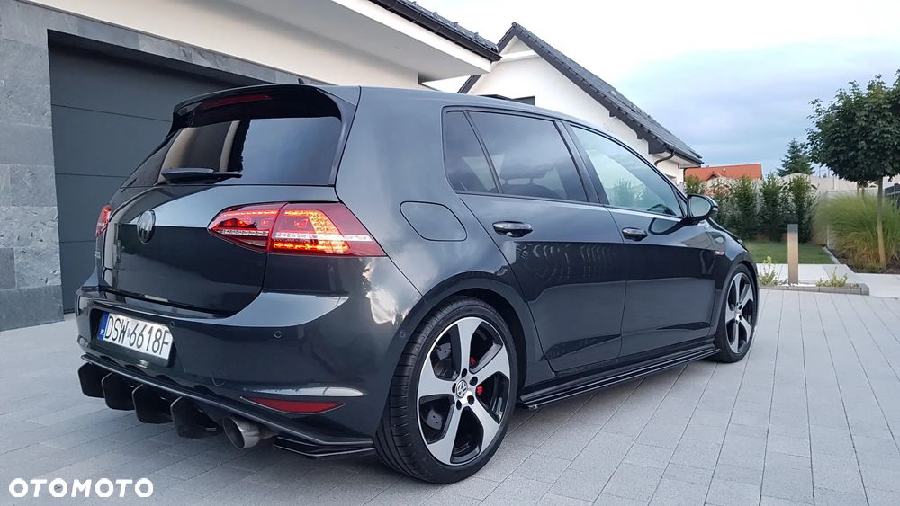 Volkswagen Golf 2.0 TSI BMT GTI Performance DSG - 12