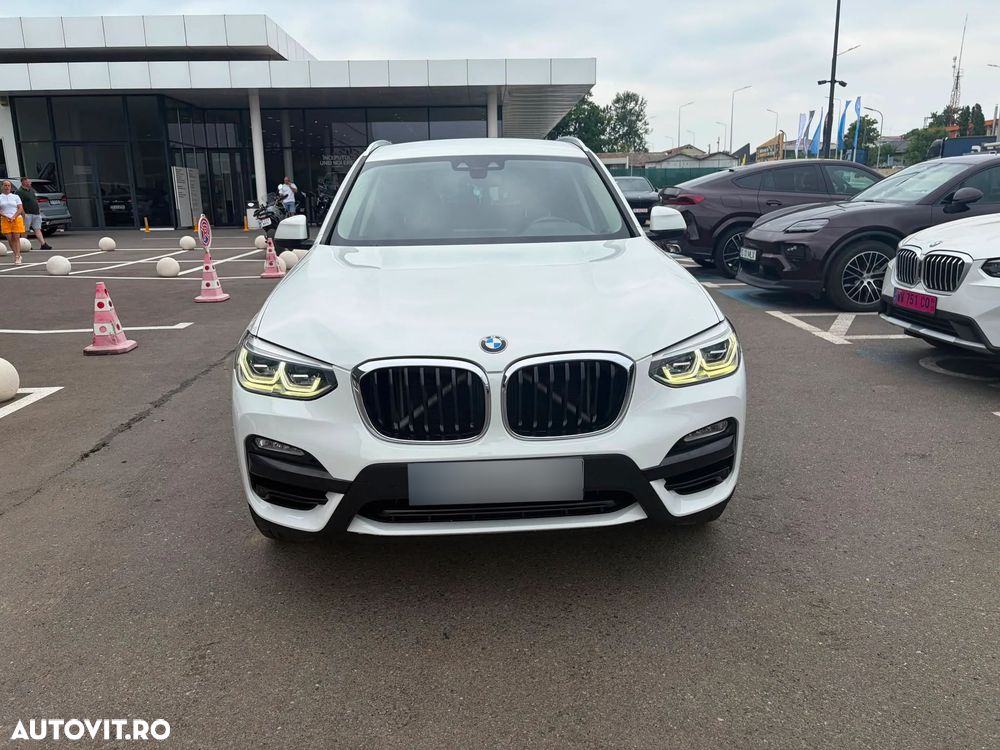 BMW X3 xDrive20d AT Luxury Line - 2