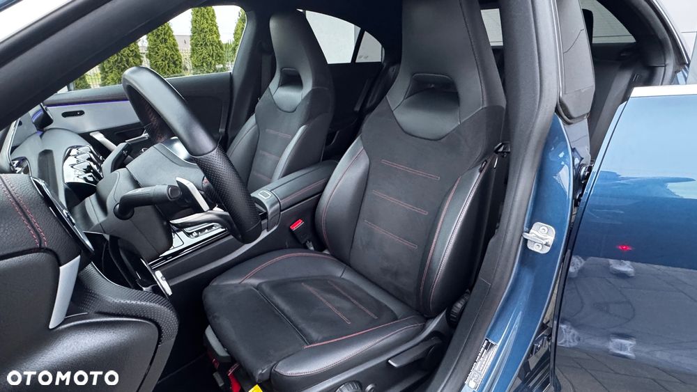 Mercedes-Benz CLA 200 d 4-Matic AMG Line 8G-DCT - 17