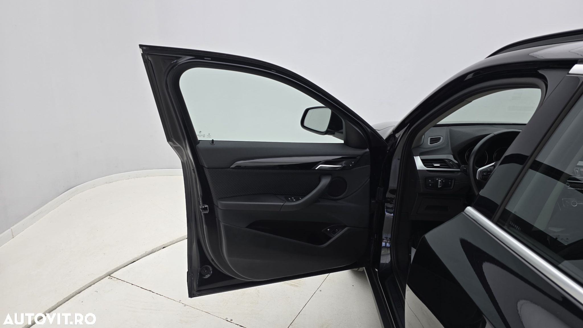 BMW X2 xDrive25e AT PHEV - 10