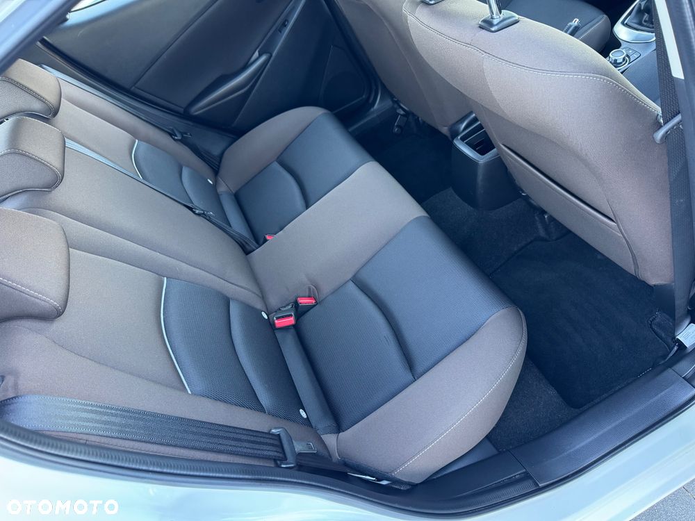 Mazda 2 SKYACTIV-G 90 White Edition - 25