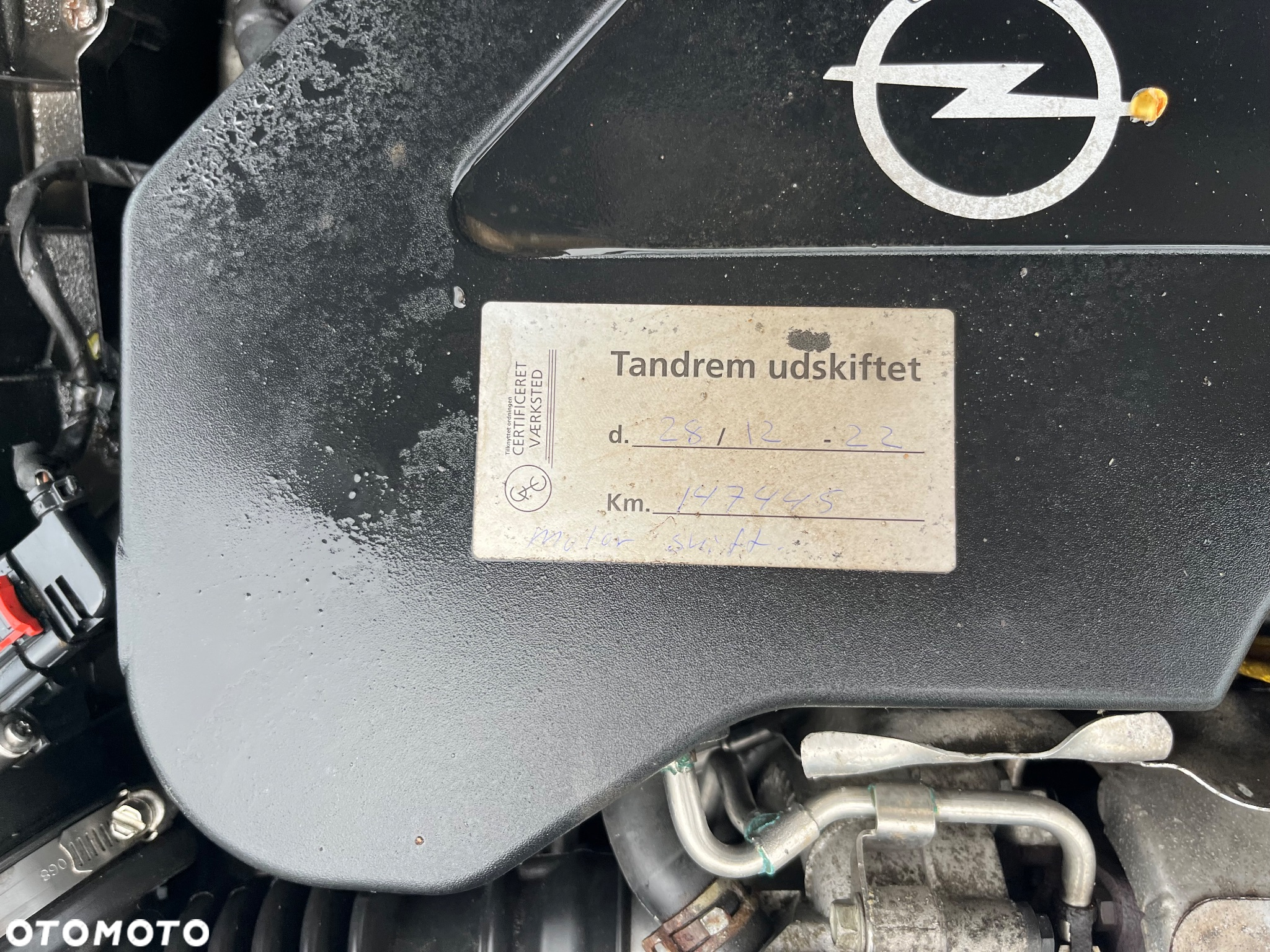 Opel Insignia - 25