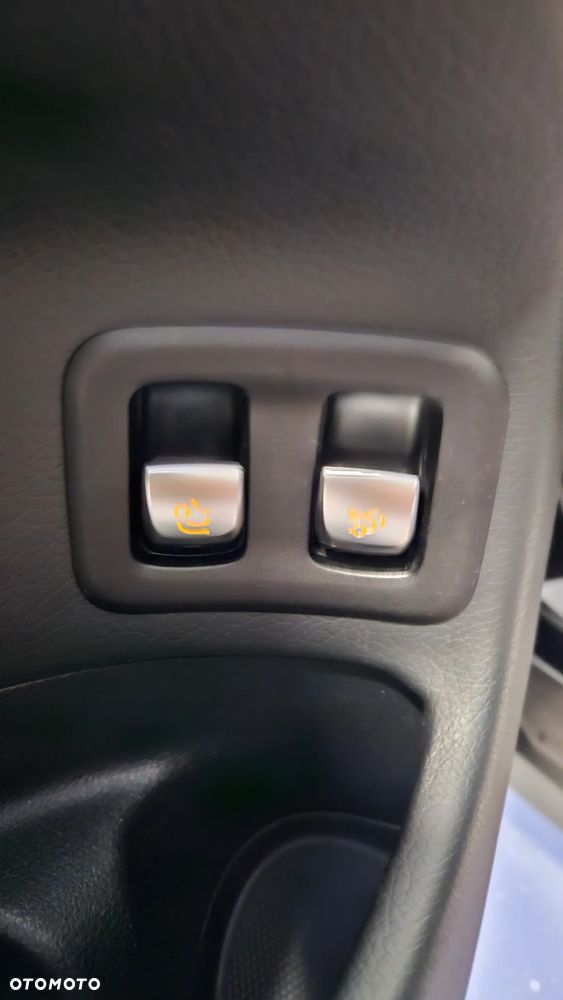 Mercedes-Benz GLC 250 4Matic 9G-TRONIC AMG Line - 31