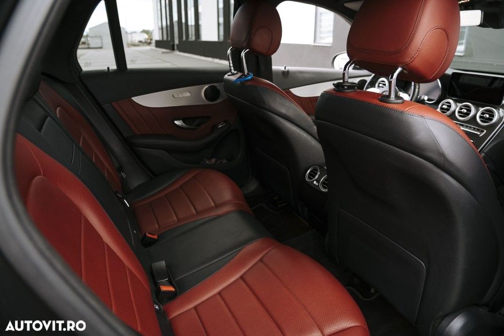 Mercedes-Benz GLC 300 d 4MATIC - 19