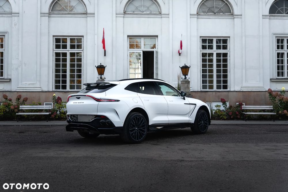 Aston Martin DBX707 - 11