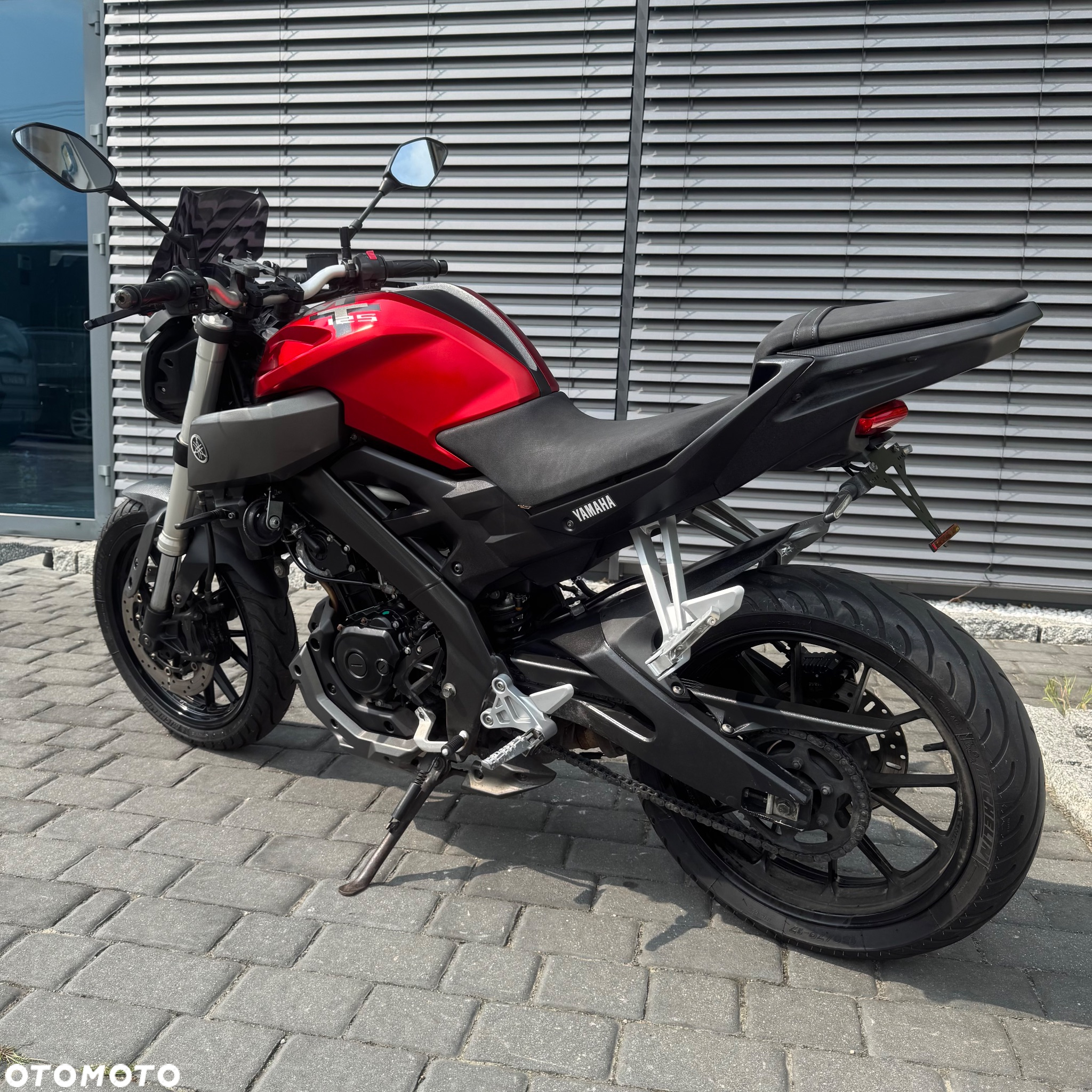 Yamaha MT - 12