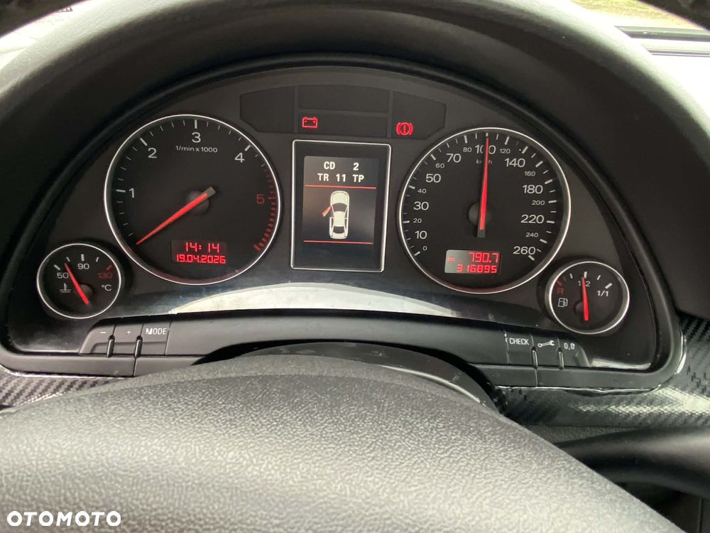 Audi A4 Limousine - 21