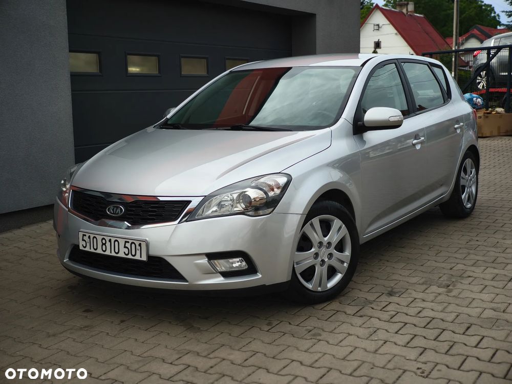 Kia Ceed 1.4 L - 1