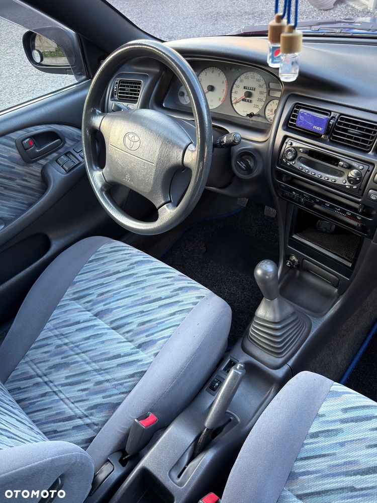 Toyota Corolla 1.4 XLi - 17