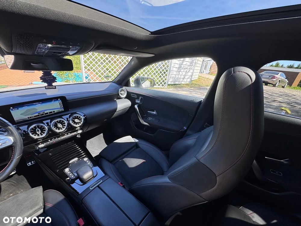 Mercedes-Benz CLA 250 Shooting Brake 7G-DCT AMG Line - 18