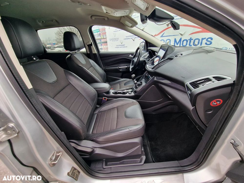 Ford Kuga 2.0 TDCi 4x4 Titanium - 6