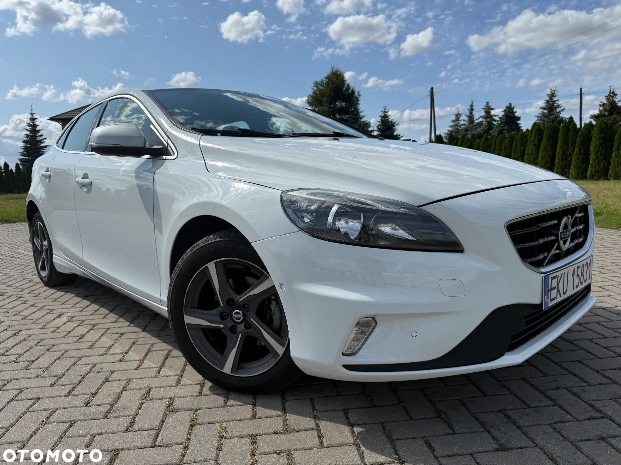 Volvo V40 D2 Drive-E R-Design Kinetic - 23