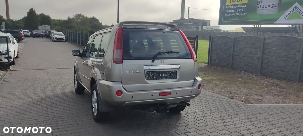 Nissan X-Trail 2.0 4x4 Comfort - 4