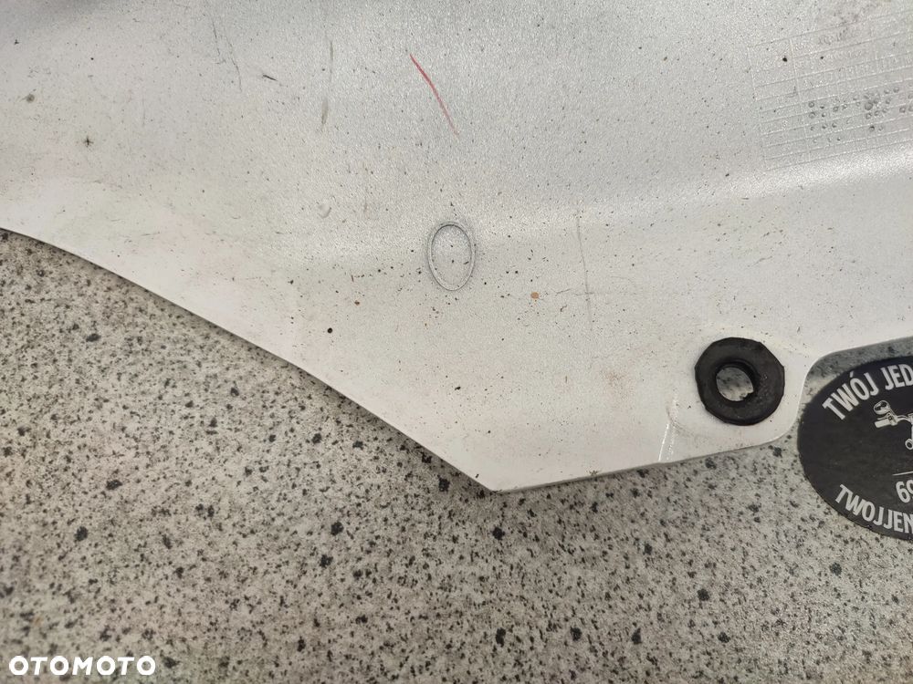 Owiewka, osłona, bok, boczek KTM Duke 125 - 19