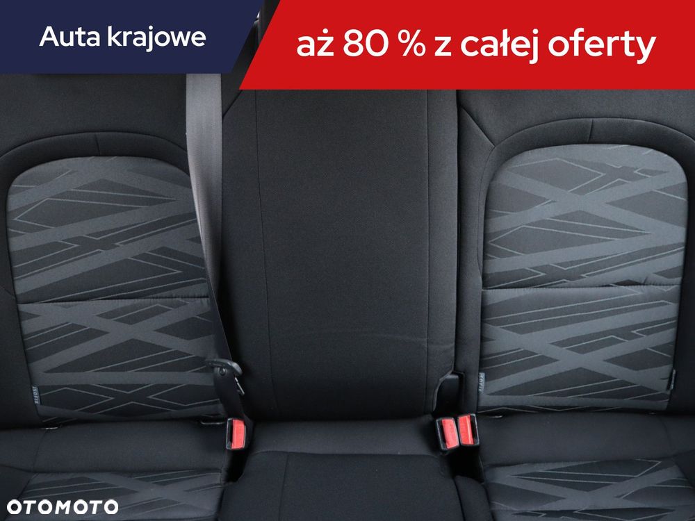 Kia Ceed - 12