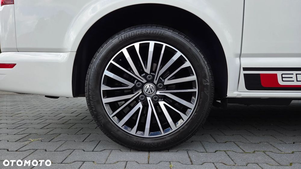 Volkswagen California - 34