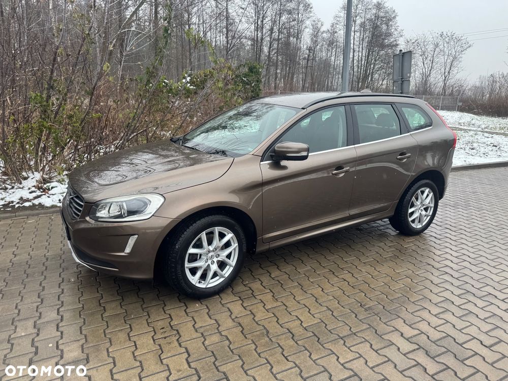 Volvo XC 60 D4 AWD Base - 9