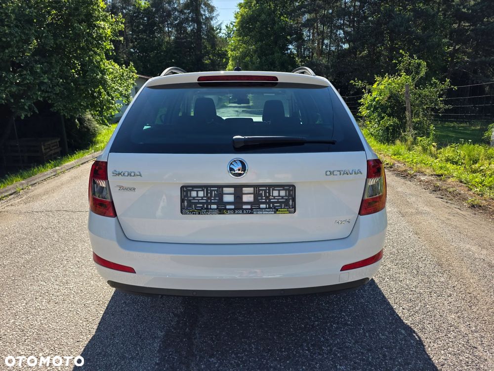 Skoda Octavia 2.0 TDI 4x4 DSG L&K - 8