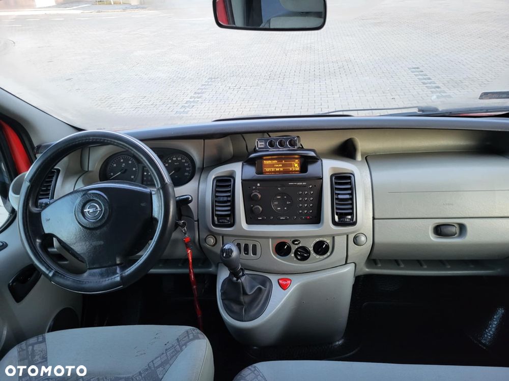 Opel Vivaro - 20