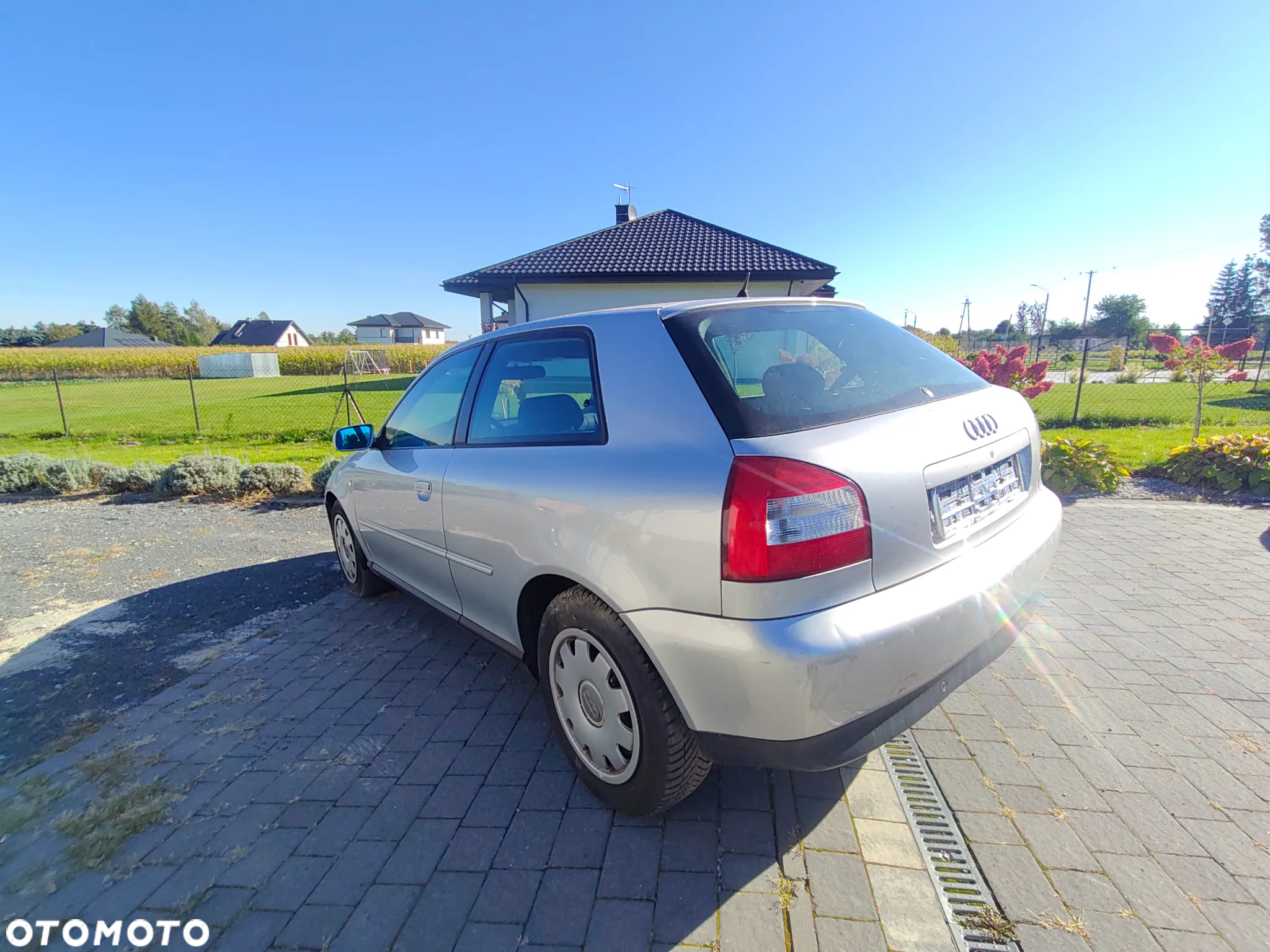 Audi A3 1.6 Ambiente - 4