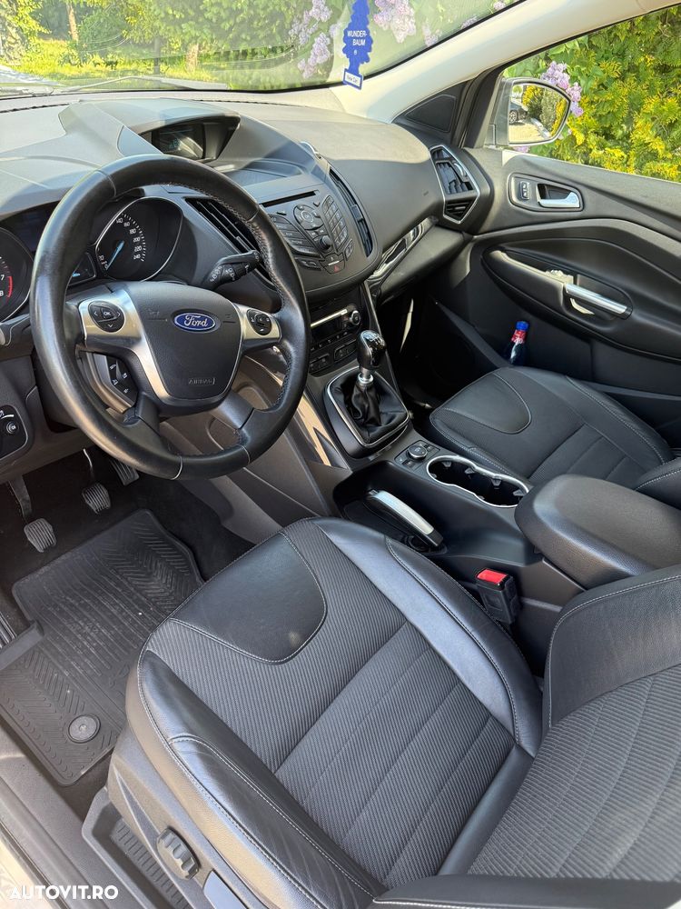 Ford Kuga - 4
