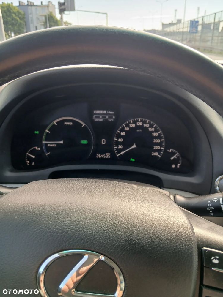 Lexus RX 450h (hybrid) - 6