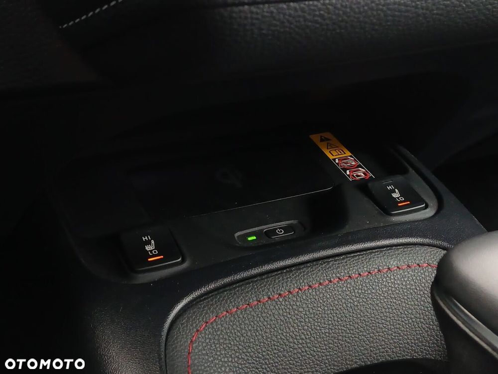 Toyota Corolla - 25