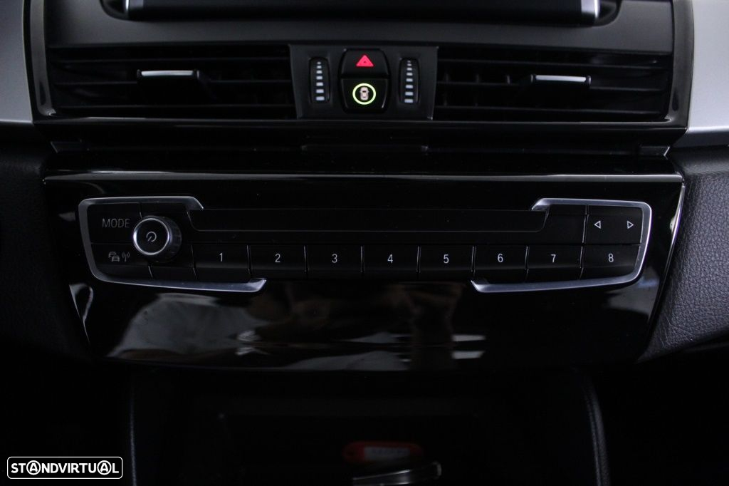 BMW 216 Active Tourer d Advantage - 29