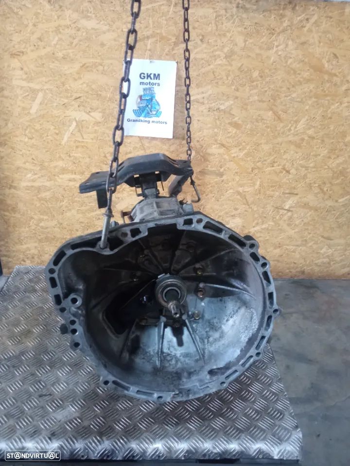 Caixa de velocidades Mazda Bongo 2.5TD 4x2 - 7