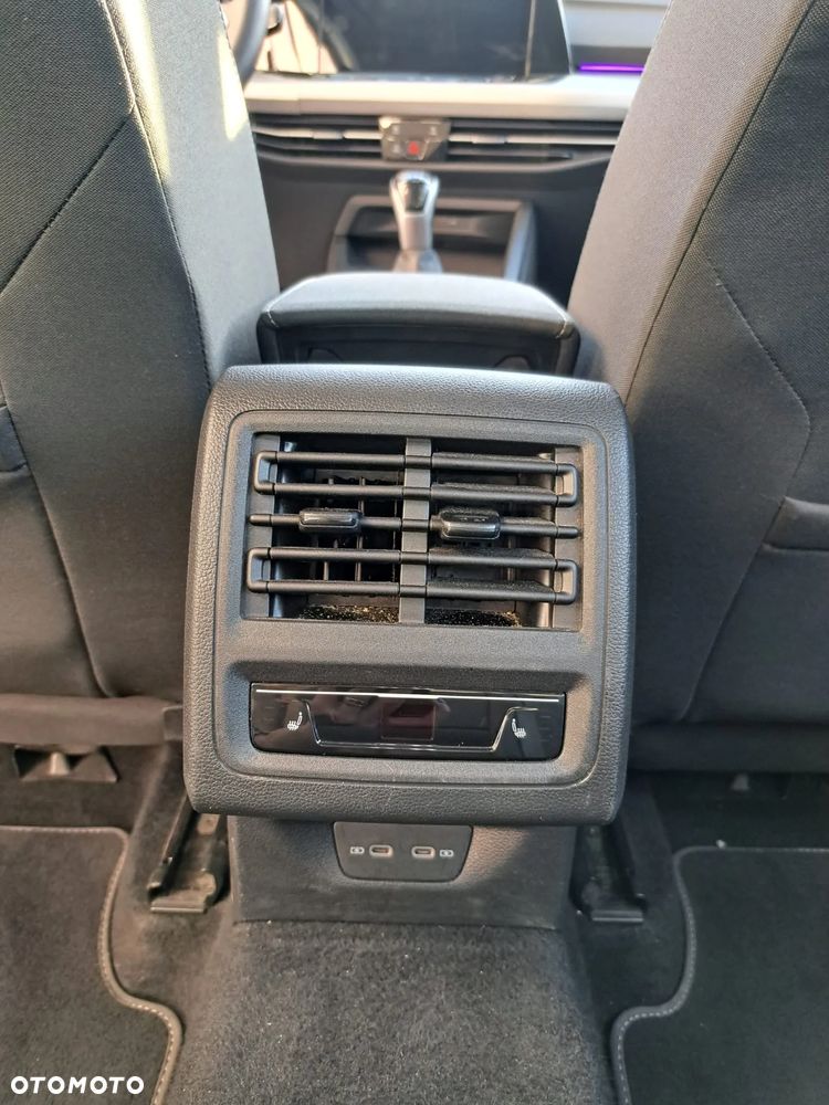 Volkswagen Golf 2.0 TDI Life - 9