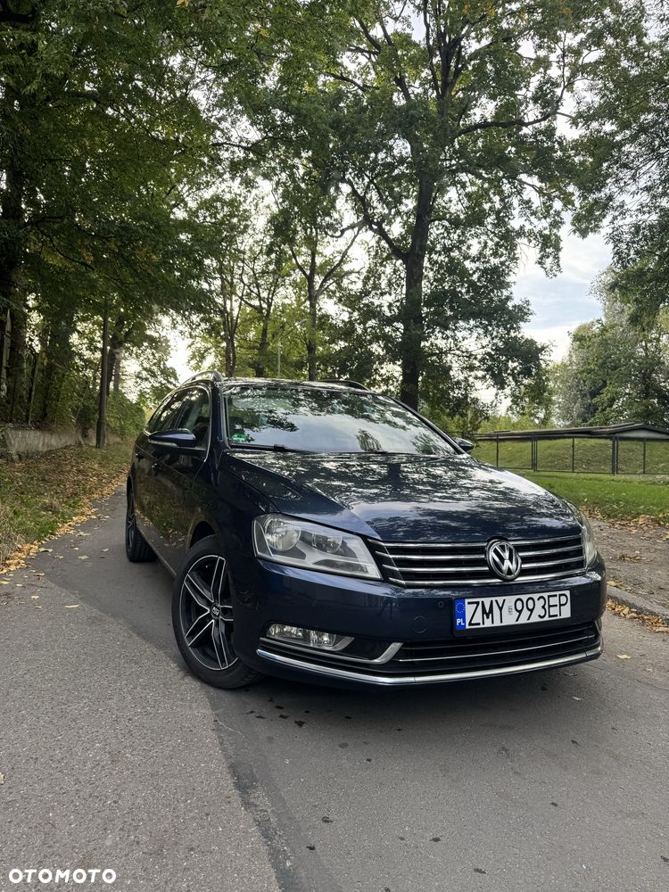 Volkswagen Passat - 2